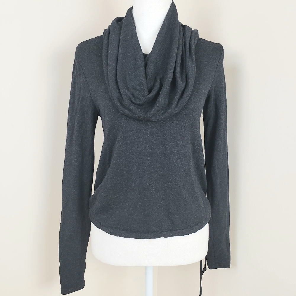 Cabi sweater top